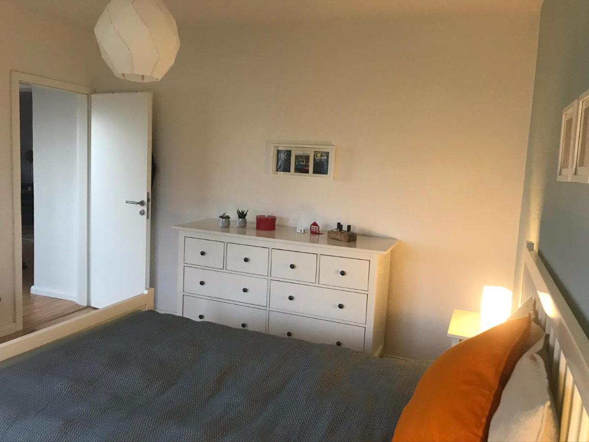 Gemuetliches Ferienhaus Hinterm Deich Nordstrand Bagian luar foto